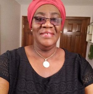 Meet your Posher, Tonia